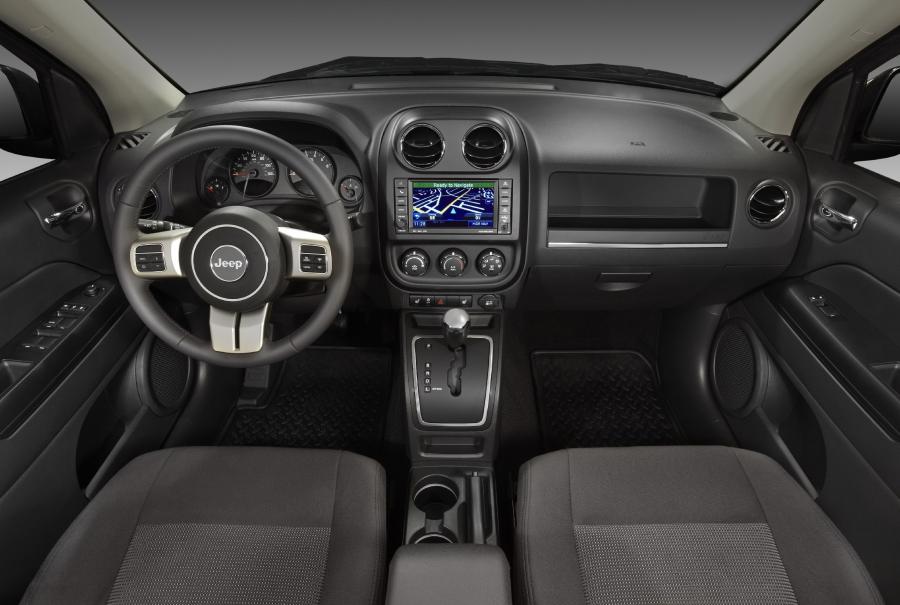  Jeep Compass 2011 года  (фото 5 из 97)